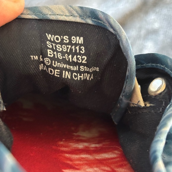 RARE blue and white Sperry Universal Studios Jaws Ltd Ed shoes size 9M - Picture 7 of 8